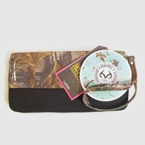 [NEW] [NWT] RealTree Women's Camouflage Clutch Wallet Camo Black Zipper Closure